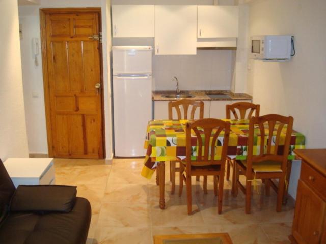 Rentalmar Family Acantilados Salou Quarto foto